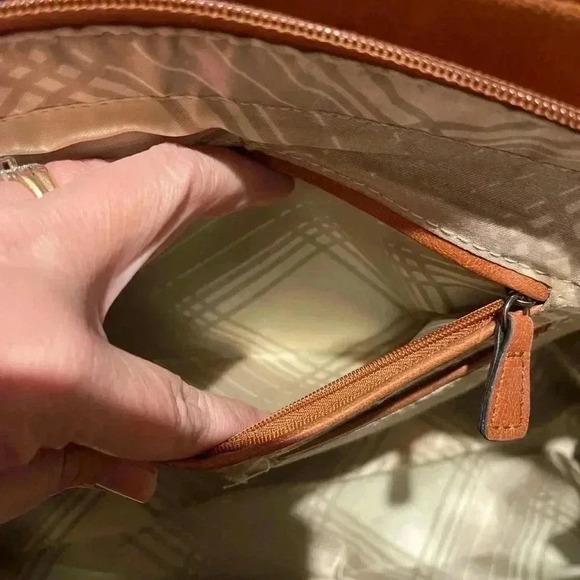 London Fog cognac faux leather tote bag large - Picture 10 of 12